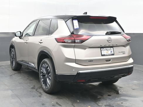 New 2026 Nissan Rogue Platinum w/ Platinum Premium Package image 6