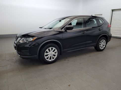 Used 2018 Nissan Rogue S AWD/4WD image 2
