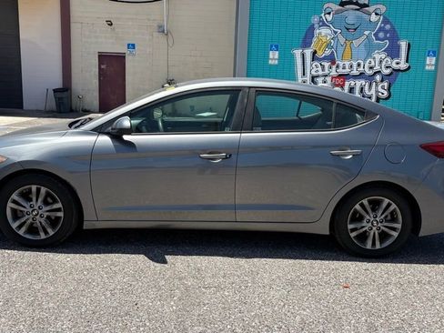 Used 2018 Hyundai Elantra SEL FWD image 6