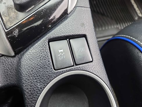 Used 2018 Toyota Corolla XSE FWD image 24