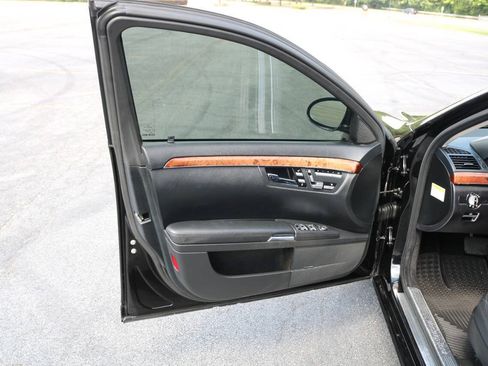 Used 2008 Mercedes-Benz S 550 4MATIC image 69