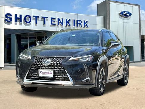 Used 2020 Lexus UX 200 w/ Accessory Package 2 image 3