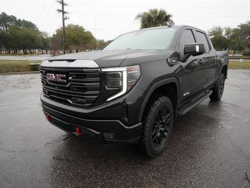 Used 2023 GMC Sierra 1500 AT4 w/ Technology Package image 7