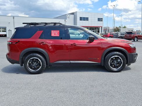 Certified 2024 Nissan Pathfinder Rock Creek AWD/4WD image 8