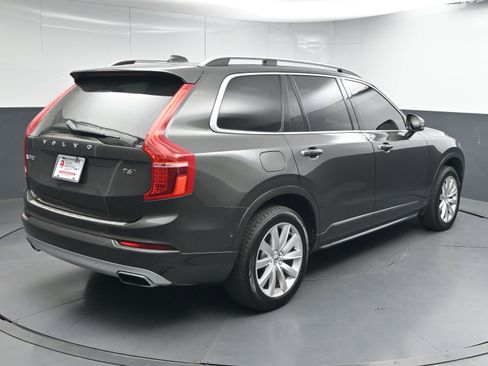 Used 2018 Volvo XC90 T6 Momentum w/ Convenience Package image 8