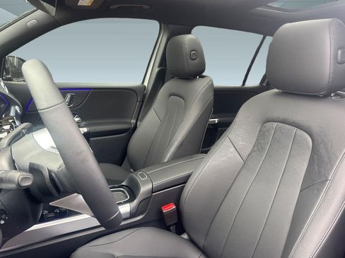 Certified 2026 Mercedes-Benz GLB 250 image 24