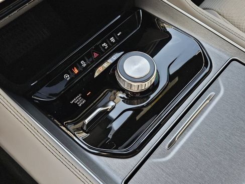 New 2026 Jeep Grand Wagoneer Limited AWD/4WD image 22