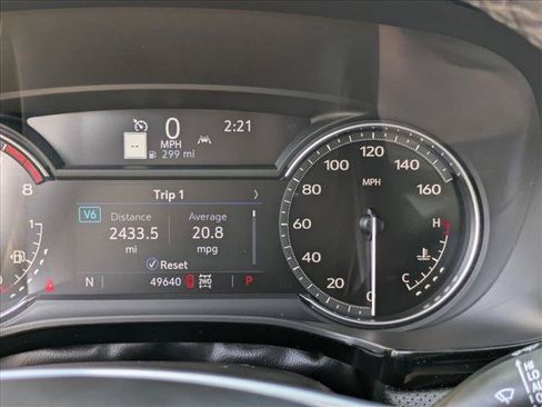 Used 2024 Cadillac XT5 Premium Luxury AWD/4WD image 10