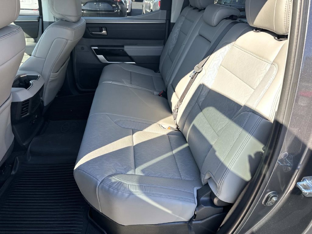 Used 2024 Toyota Tundra Limited AWD/4WD image 12