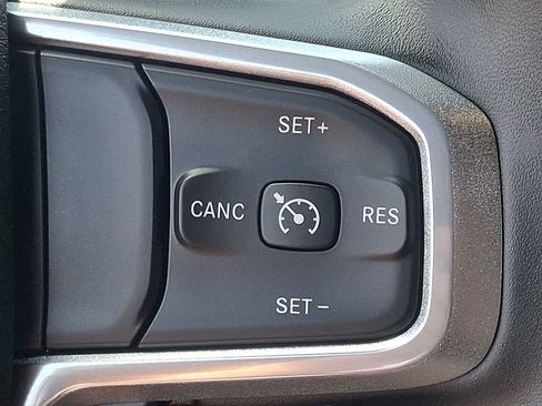 Used 2024 RAM 1500 Laramie AWD/4WD image 23