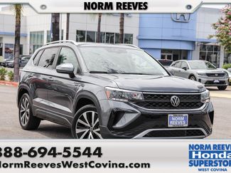 Used 2023 Volkswagen Taos SE w/ Panoramic Sunroof Package AWD/4WD 360° Tour