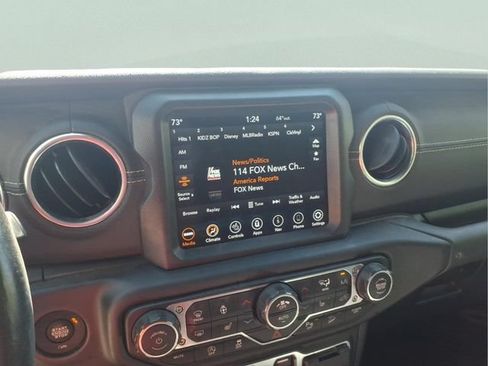 Used 2021 Jeep Wrangler Unlimited Sahara AWD/4WD image 24