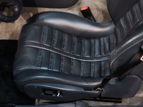 Used 2001 Ferrari 550 Maranello Coupe RWD image 25