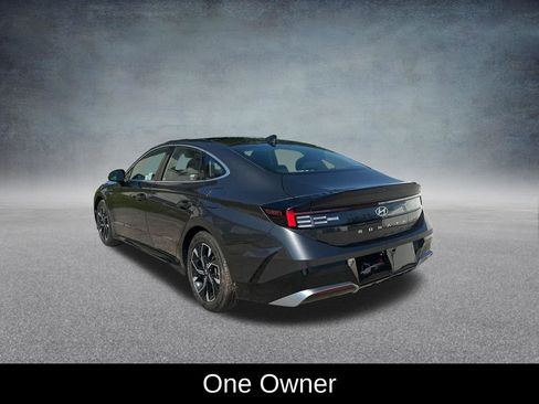 Used 2025 Hyundai Sonata SEL FWD image 3