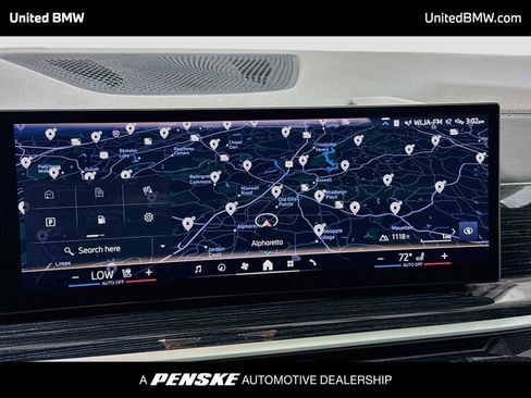 Used 2024 BMW X7 xDrive40i w/ M Sport Package AWD/4WD image 10