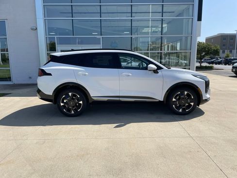 New 2026 Kia Sportage SX AWD/4WD image 4
