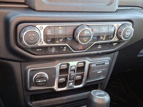 Certified 2023 Jeep Wrangler Unlimited Sport image 18