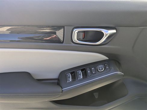 Used 2025 Honda Civic Sport Touring image 10