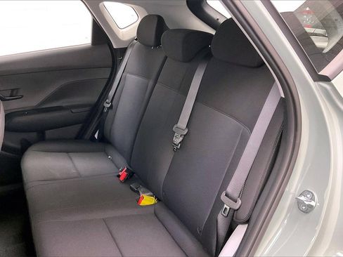 New 2026 Hyundai Kona SE image 10