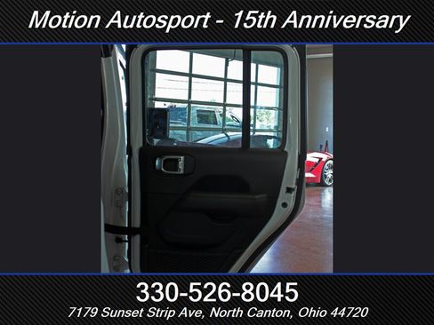 Used 2022 Jeep Gladiator Mojave w/ LED Lighting Group AWD/4WD image 32