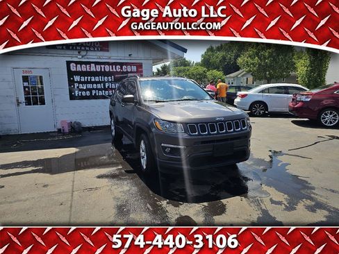 Used 2018 Jeep Compass Latitude w/ Popular Equipment Group AWD/4WD image 1