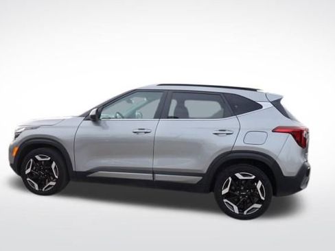 Certified 2024 Kia Seltos SX w/ SX Sunroof Package image 9