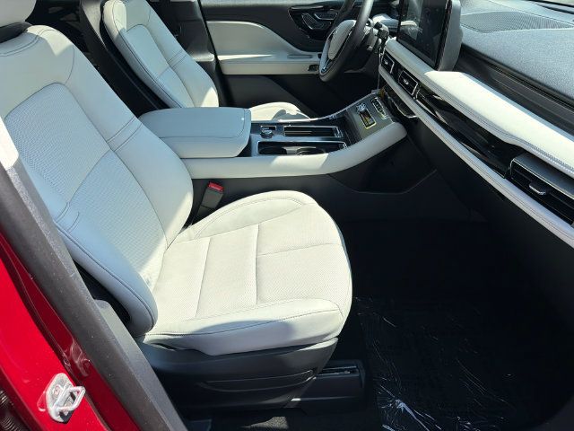 New 2027 Lincoln Aviator AWD w/ Jet Appearance Package image 14