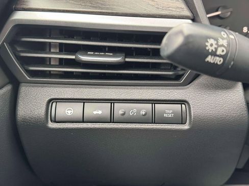 Certified 2025 Nissan Altima 2.5 SL image 21