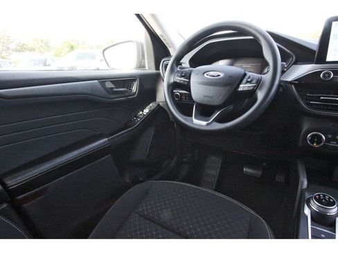 Used 2025 Ford Escape Active FWD image 11