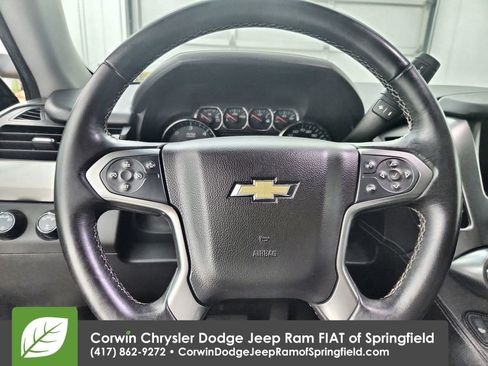 Used 2017 Chevrolet Suburban LT image 22