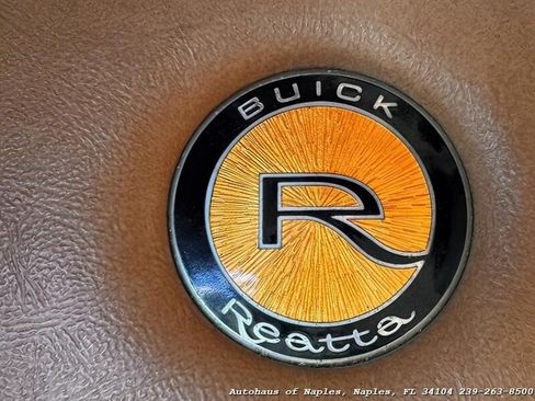 Used 1990 Buick Reatta Convertible image 25