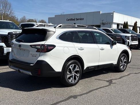 Used 2022 Subaru Outback Touring w/ Popular Package #2 image 2