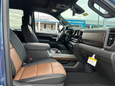New 2026 Chevrolet Silverado 3500 High Country w/ Technology Package AWD/4WD image 33