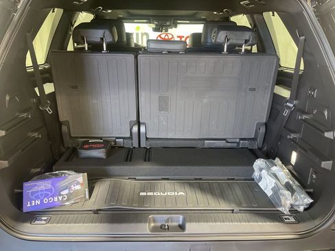 Used 2026 Toyota Sequoia Platinum image 7