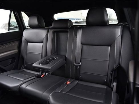 Certified 2022 Volkswagen Atlas Cross Sport SE image 21