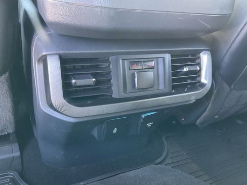 Used 2022 Ford F150 Platinum w/ Equipment Group 701A High image 22