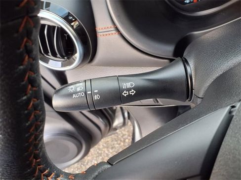 Certified 2023 Nissan Kicks SR w/ SR Premium Package image 10