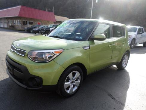 Used 2019 Kia Soul Base 6A image 3
