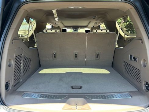 New 2026 GMC Yukon XL Denali w/ Denali Reserve Package image 45