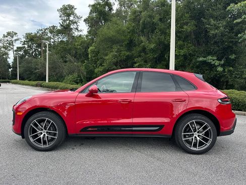 Used 2026 Porsche Macan AWD/4WD image 2