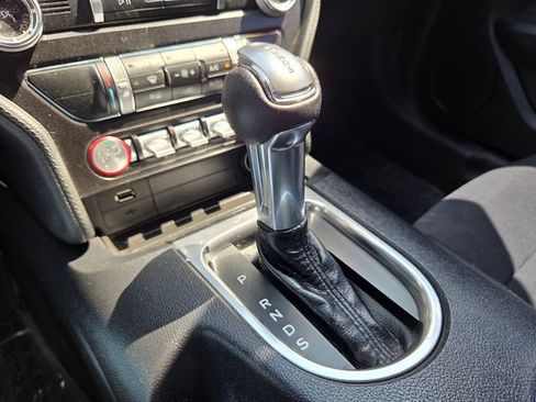 Used 2020 Ford Mustang EcoBoost w/ Equipment Group 101A image 25