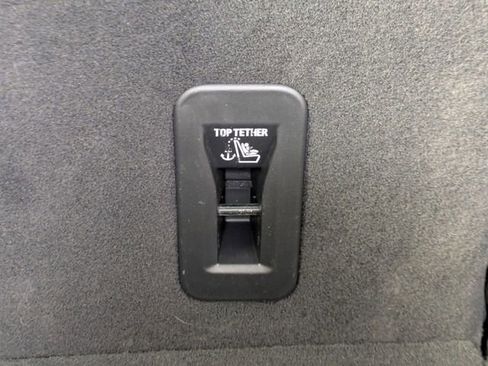 Certified 2025 Chevrolet Tahoe LS AWD/4WD image 32