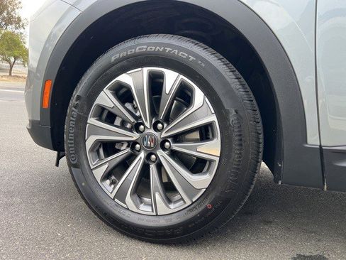 Certified 2025 Buick Envision Preferred image 12