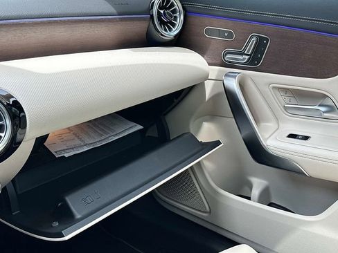 Certified 2023 Mercedes-Benz CLA 250 4MATIC image 31