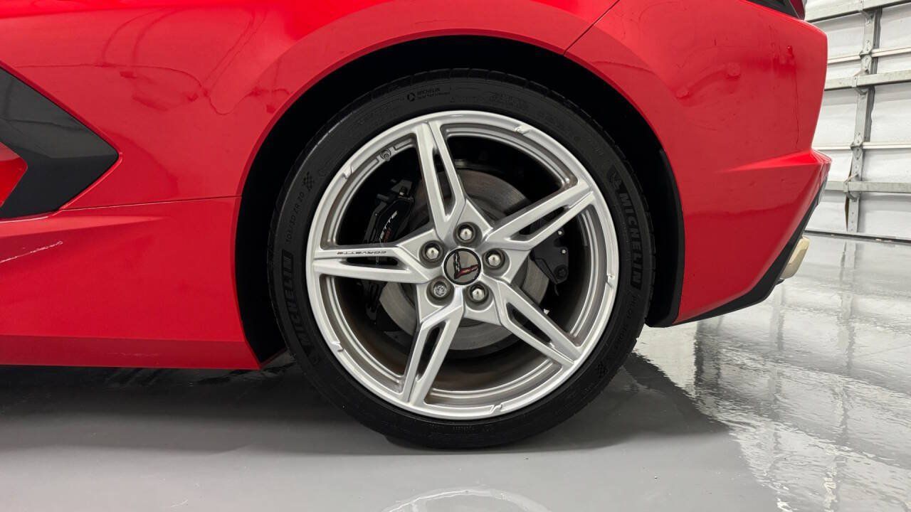 Used 2020 Chevrolet Corvette Stingray Premium Cpe w/ 3LT Preferred Equipment Group RWD image 35
