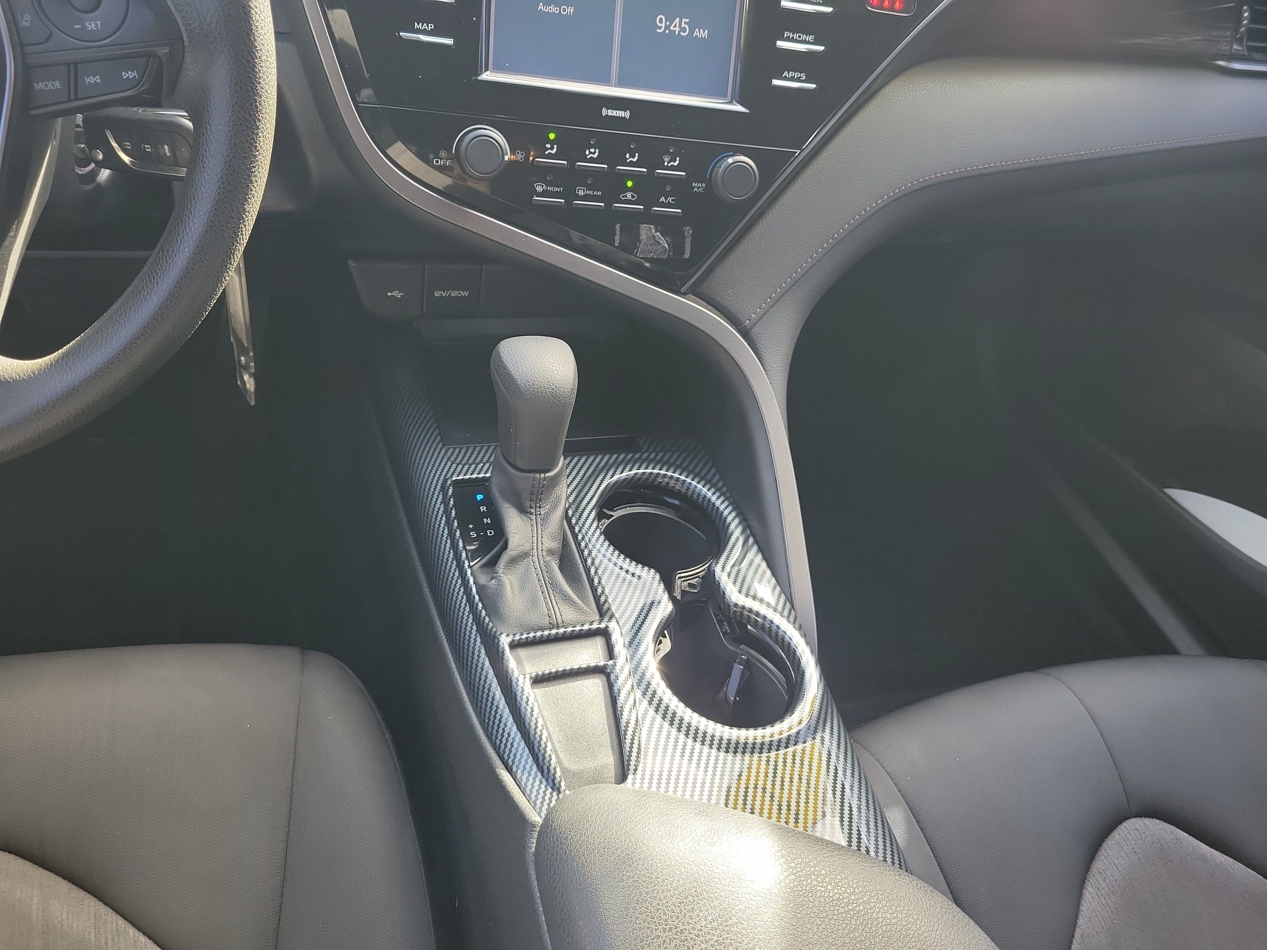 Used 2020 Toyota Camry LE FWD image 18