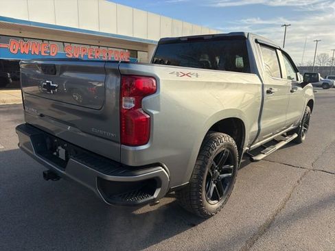 Used 2024 Chevrolet Silverado 1500 Custom image 4