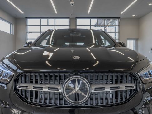 Certified 2025 Mercedes-Benz GLA 250 4MATIC image 19