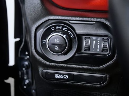 Used 2020 Jeep Gladiator Rubicon AWD/4WD image 28