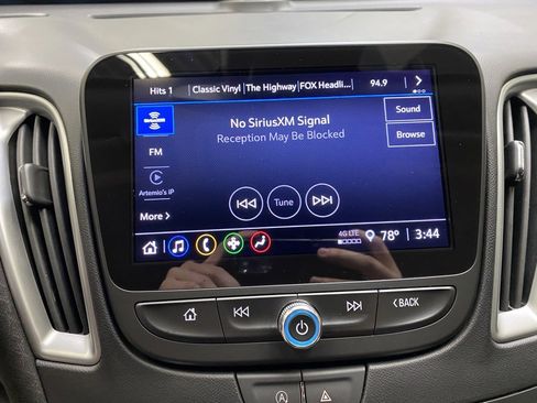 Used 2023 Chevrolet Malibu LT image 27